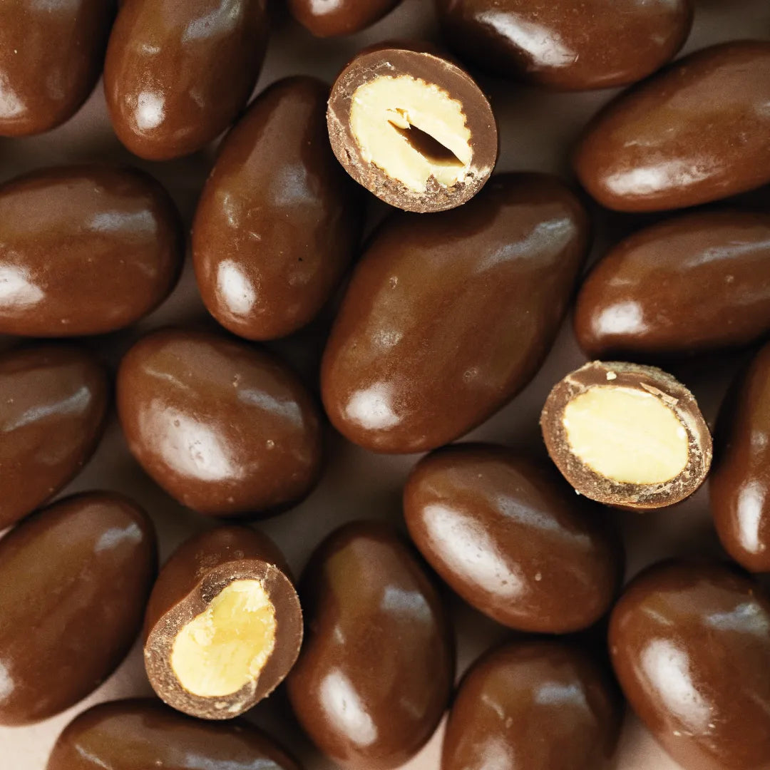 MANI CUBIERTO CON CHOCOLATE
