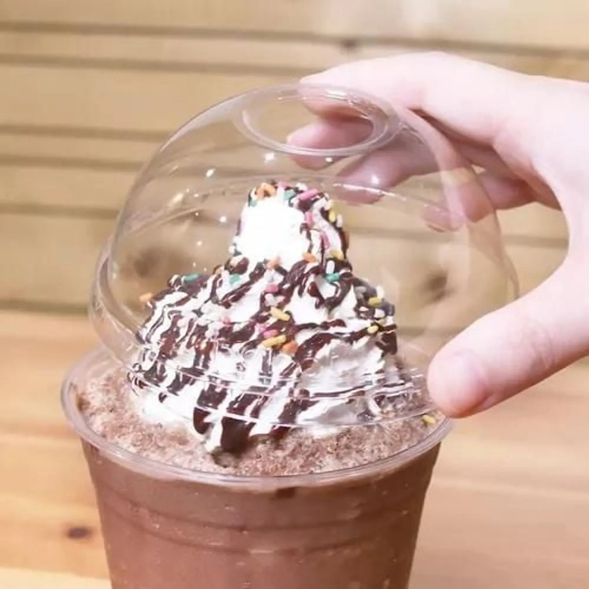 TAPA DOMO PP C/HOYO P/VASO 12/14/16/20OZ 1X50